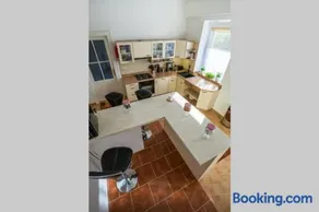Luxury Air-conditioned Family Apartment Špitálska Old Town - Image 4