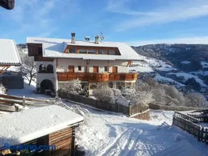 Neu-Schötzerhof - Image 1