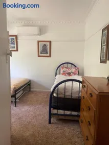 Rent Room - Image 2