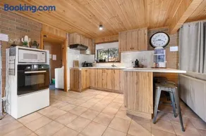 Affordable GEM in the heart of Inverloch - Image 3