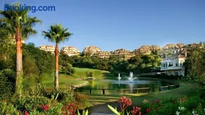 Luxury Apartment Elviria Hills - Stunning Views - Image 1