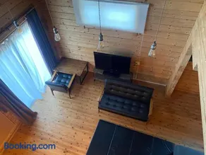 large log cabin 桜 - Image 4