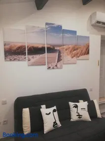 Villa Rubia Studio Mezzanine - Image 3