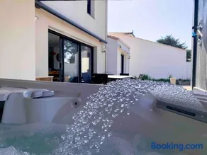 Villa avec jacuzzi proche de la plage, vélo à disposition - Image 1