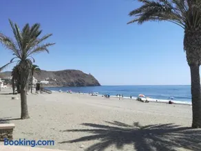 APARTAMENTO JUNTO A LA PLAYA - Image 2