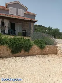 Villa Charm - Image 2