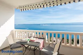 Seaview Apartment Gogi - Image 1