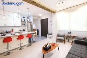 Cómodo y luminoso apartamento en Ventas - Image 4