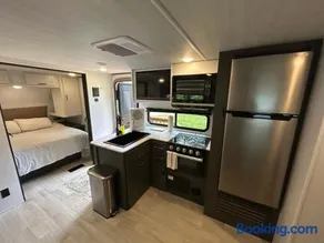 The Bunkhouse Camper - Image 2