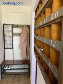 La petite cour - Image 1