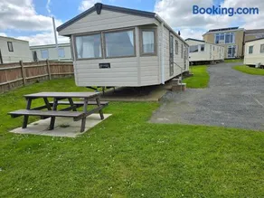 Castaways Holiday Park - Image 4