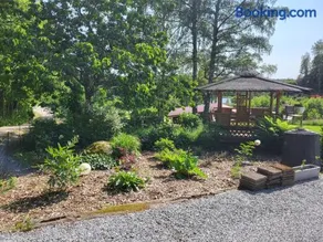 Bright comfortable guest suite close to both swimming, nature and city - Image 4