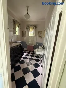 Historic 1855 Victorian Home Near FIFA World Cup - Image 2