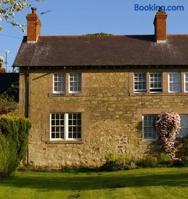 The Cottage - Image 2