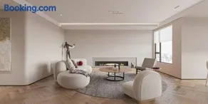 Eastern Hub - Bund Branch Premium 3-Bedroom Apartment with Bund View - Image 2