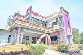 Hotel Mansarovar - Image 3