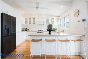 Hamptons Haven - Image 3