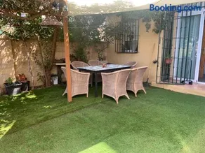 Apartamento con jardín y piscina en el faro de calaburras - Image 1