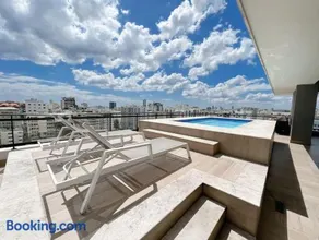 Modern apartment with pool and rooftop, centrally located - Image 2