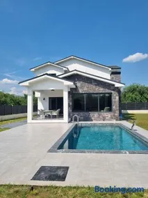 Minihouse Villa - Image 1