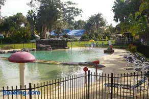 Smugglers Cove Holiday Village - Image 3