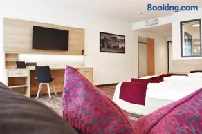 Soloplan City Resort - Image 1
