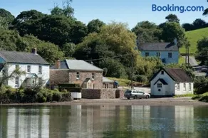 Riverside - Image 5