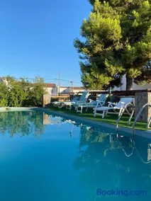 Villa 365 - Image 2