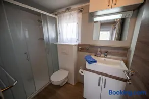 House 4 Mali Nordsee Camp - Image 2