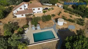 Chalet con piscina privada y campo a 20 mins de Huelva - Image 1
