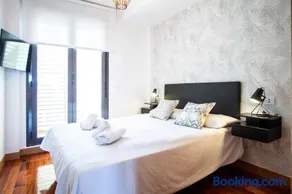 Apartamentos Castilla Luz Business - Image 4