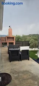 Villa Aleksander Family House with Pool & BBQ - Image 4