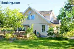 Sun All Day House - Image 2