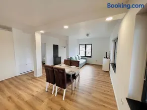 Modern Quiet Apartment - 3min Cluj Airport - Image 4