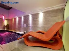 Skyfloor House - Image 1