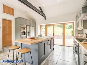 3 Bed in Brecon oc-92320 - Image 4