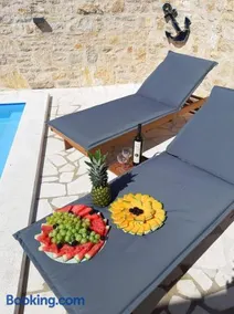 House Sidro, Stari Grad - Image 3