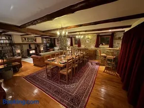 L'Ancienne Poste Exclusive Alpine Chalet - Image 2
