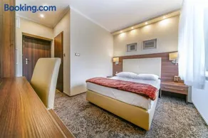 Hotel Promien - Image 2