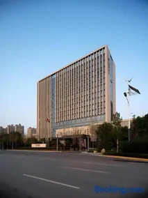 PTOSSOM HOTEL - Image 1