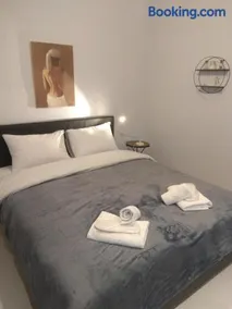 Panorama Center apartment - Image 1