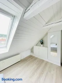 City Central Loft Studio Apartment - Image 4