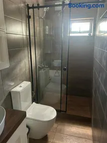 Nino Ratiani's Guesthouse - Image 3
