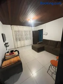 Linda casa de verão próxima do mar - Image 5