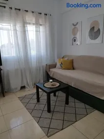 Iris Room - Image 3