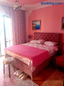 Guest House Cinderella - Image 1