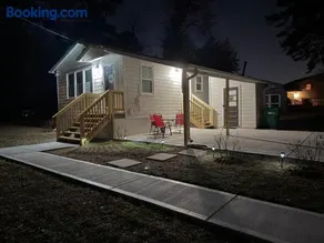 Hibiscus House - Image 5