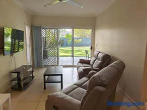 Bayside Bliss - Image 1