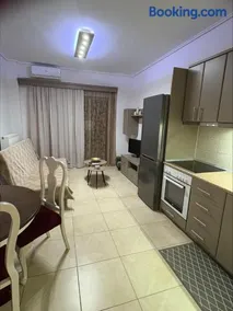 Marias apartment - Image 1