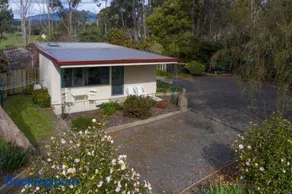 Karoola Cottage Self Contained - Image 1